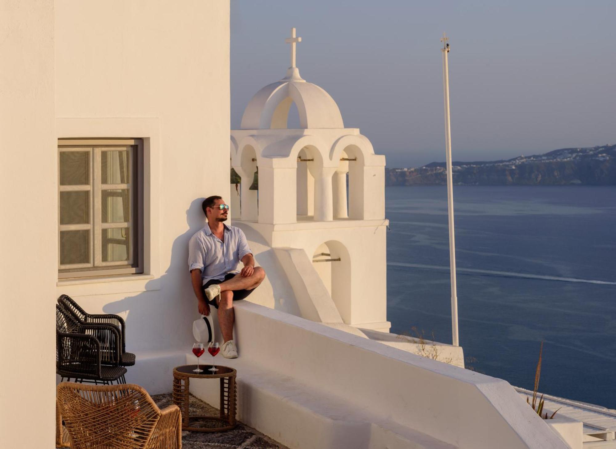Anemos Family Suites Fira  Exteriér fotografie