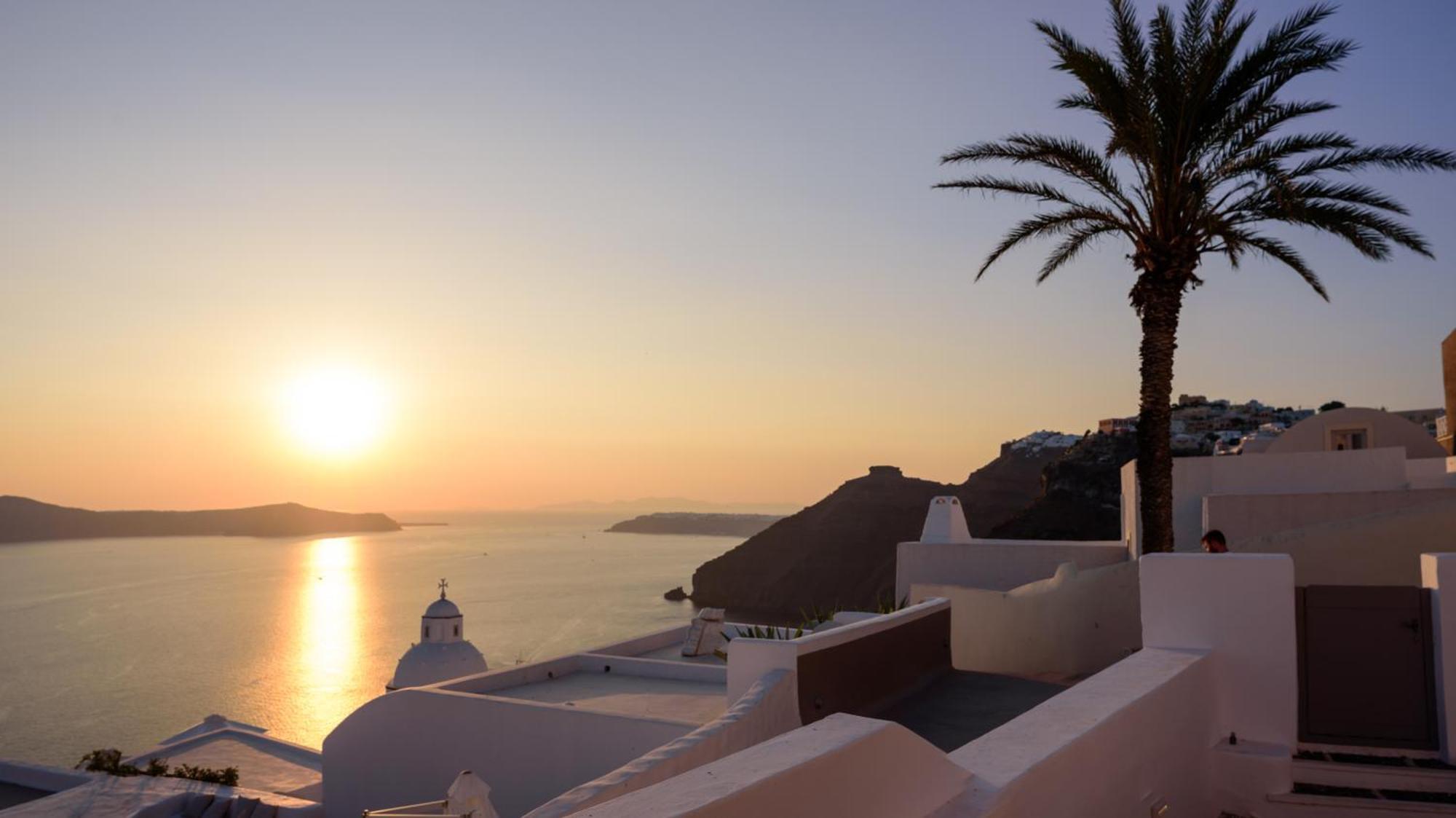 Anemos Family Suites Fira  Exteriér fotografie