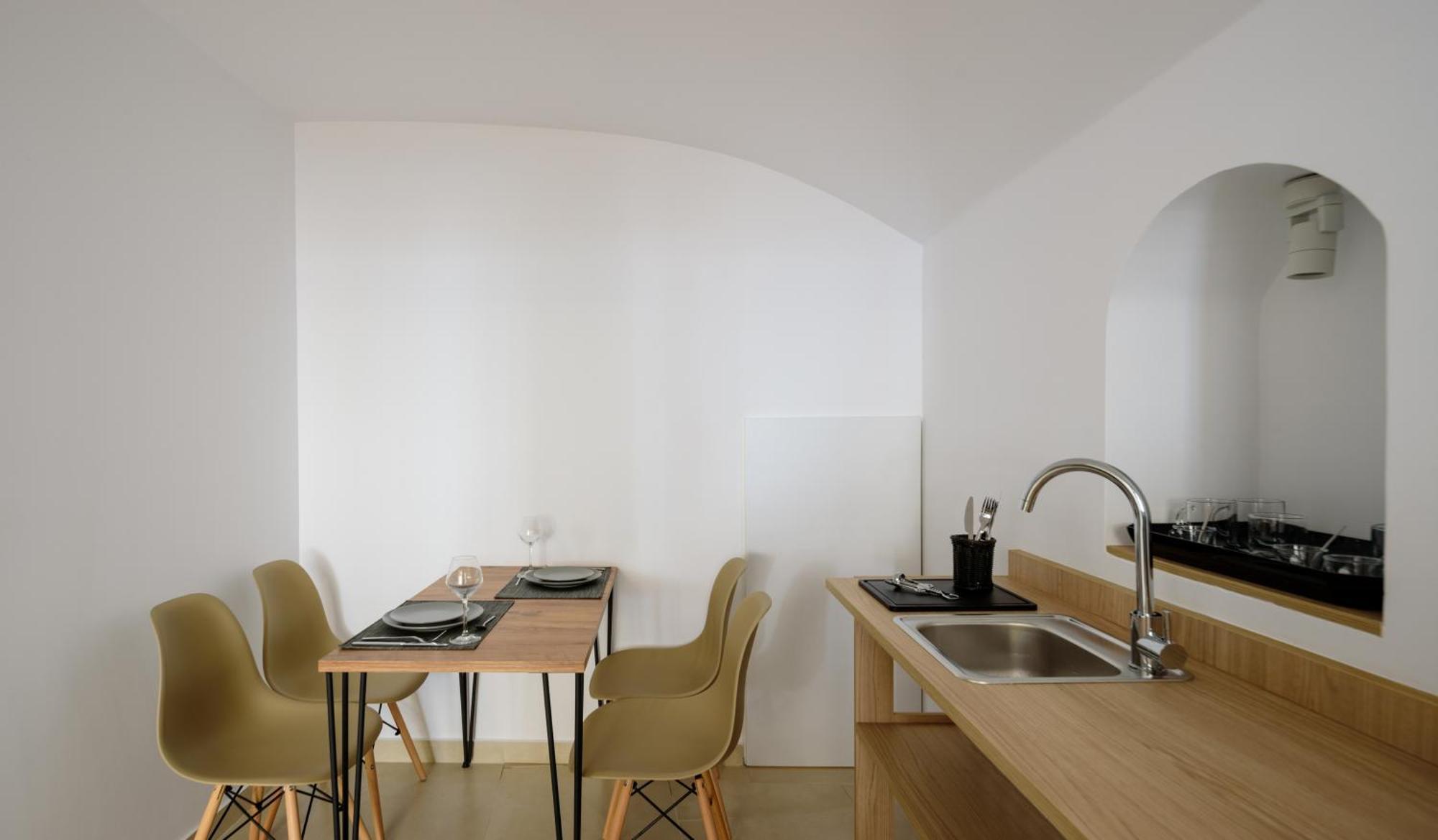 Anemos Family Suites Fira  Exteriér fotografie