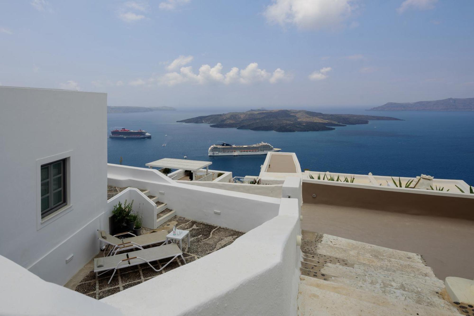 Anemos Family Suites Fira  Exteriér fotografie