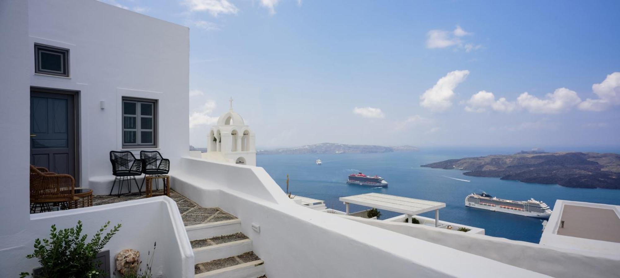 Anemos Family Suites Fira  Exteriér fotografie